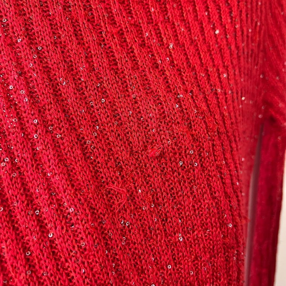 Red dress - Picture 3 of 8